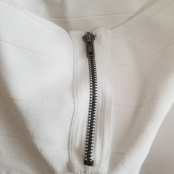 NWT Guess Cutout Dress - Picture 6 of 10